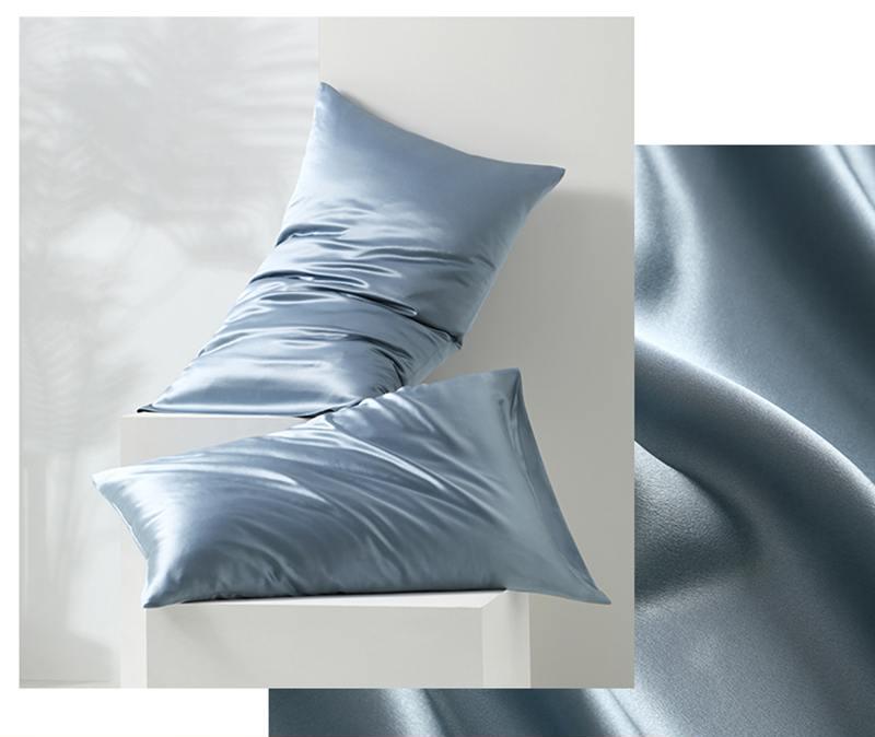 almohada de seda azul-9