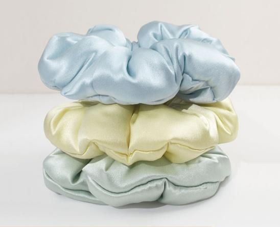Pure Mulberry Silk vs. Satin: Why Your Customers Want Silk Scrunchies Pure Mulberry Silk vs. Satin: Why Your Customers Want Silk Scrunchies