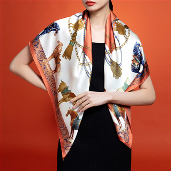 Overcoming the Color Penetration Challenge in Digital Printing on Silk Scarves: A B2B Quality Guide