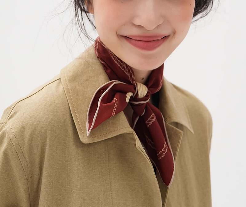 Silk Bandana Scarf: How to Wear, Choose, and Customize for Your Brand Silk Bandana Scarf: How to Wear, Choose, and Customize for Your Brand