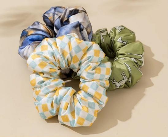 Silk Scrunchies Manufacturing Process: How Custom Hair Accessories Are Made Silk Scrunchies Manufacturing Process: How Custom Hair Accessories Are Made